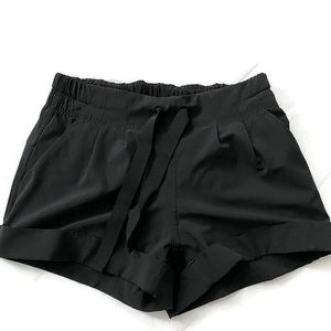 LULULEMON Breakaway Shorts